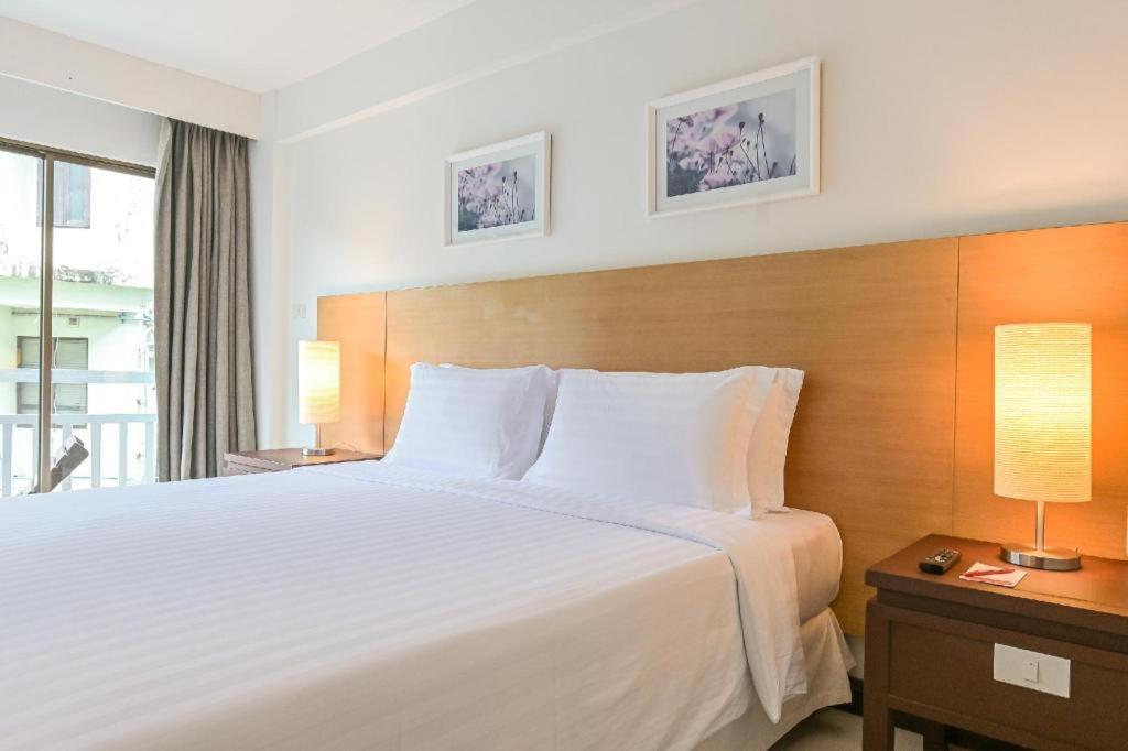 Ramada By Wyndham Phuket Southsea Hotell Karon Exteriör bild