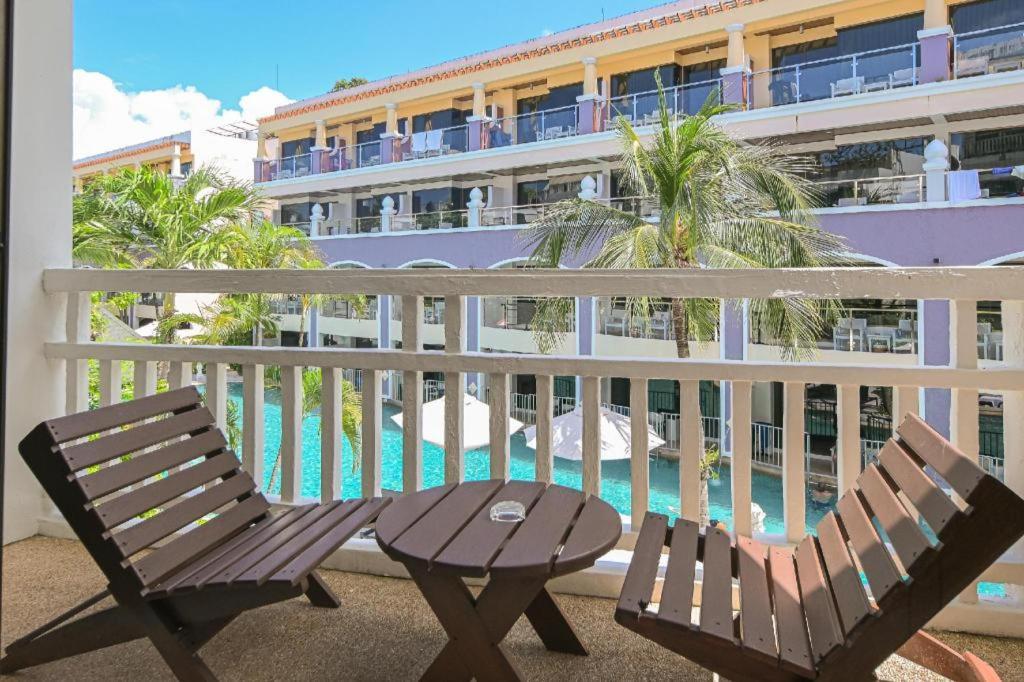 Ramada By Wyndham Phuket Southsea Hotell Karon Exteriör bild